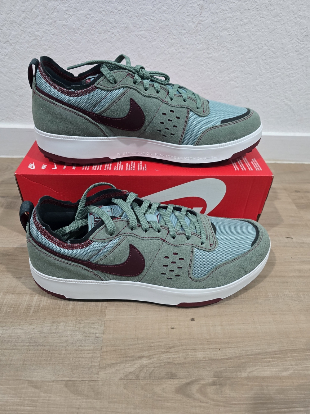 Nike C1TY Men’s Low-Top Sneakers in Sage Green and Burgundy